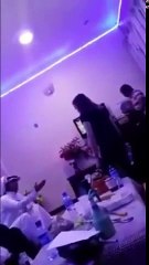 Kendini Adam dan Sayan İş Adamı | Dayak Yedi