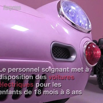 A Valenciennes, les enfants vont au bloc en voiture électrique