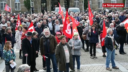 Download Video: Morlaix. Un millier de retraités dans la rue !