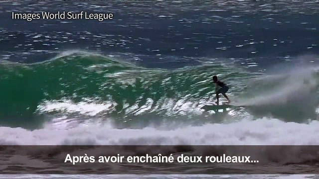 Surf: le triple barrel rarissime d'un jeune Américain