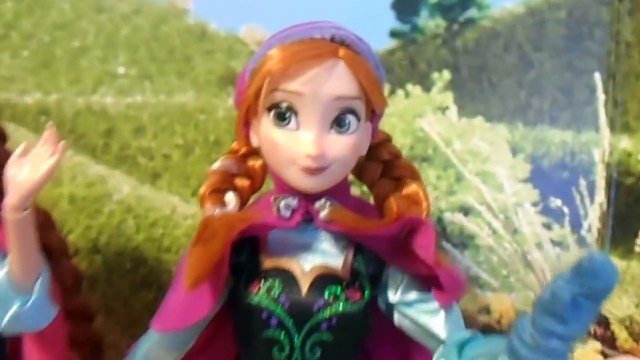 Comparing Anna Dolls Disney Store vs. China!