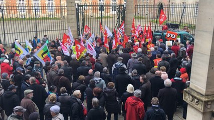 600 retraités dans la rue contre la baisse des pensions