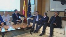 Rajoy se reúne con padres de menores asesinados