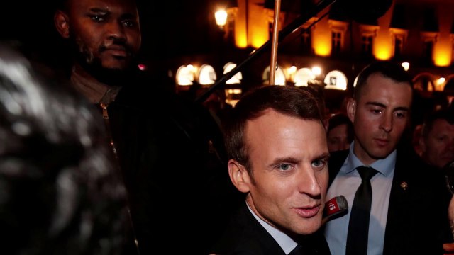 Les improbables retrouvailles d'Emmanuel Macron et un candidat de Secret Story