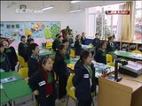 Parents in Shanghai discuss spending red envelope cash