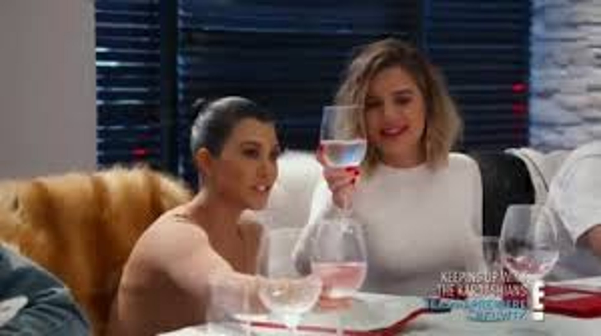 Keeping Up With The Kardashians Season 16 Episode 13 Fox Life