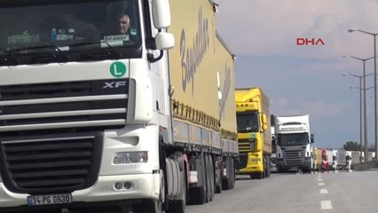 Edirne Komşunun Bilgisayar Güncellemesi 24 Kilometrelik Kuyruğa Neden Oldu