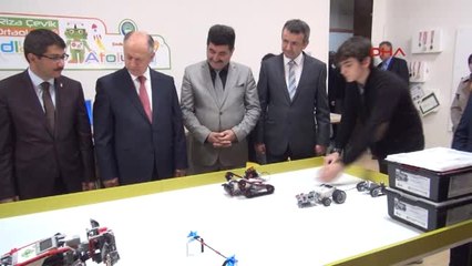 Manisa Öğrenciler İnsansız Kara Aracı Tasarladı