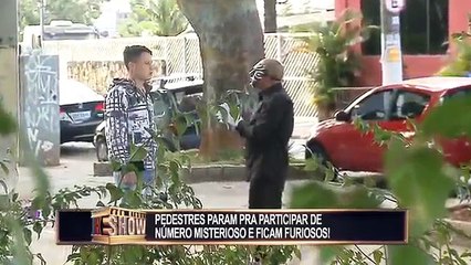 Magical pickaxe promises to reveal the secret of its trick and almost catches the galley