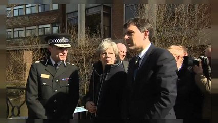 Theresa May visita Salisbury