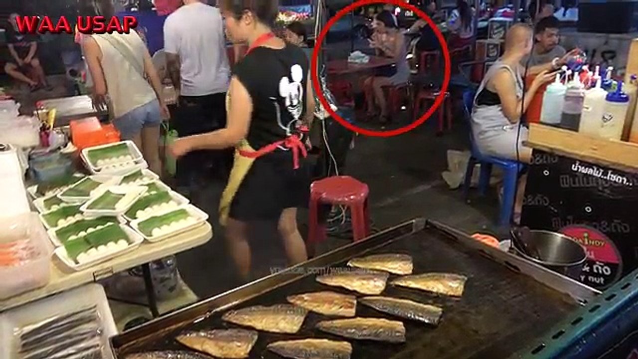 Street Food Best! Compilation - Mackerel Dancing, Japanese Crepe, Thai Chicken fried Ep8