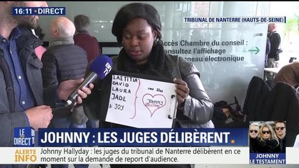 Oups ! Un fan de Johnny présente au procès ne sait pas écrire Hallyday