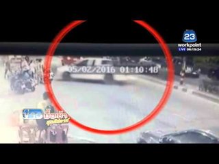 กระบะซิ่งพุ่งชนร้านก๋วยเตี๋ยว ลูกค้าแตกกระเจิง | ข่าวมื้อเช้าสุดสัปดาห์ | 30 เม.ย. 59