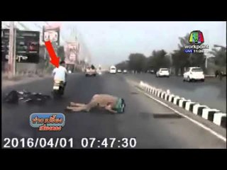 จยย. ปาดหน้าทำคันหลังล้มก่อนซิ่งหนี  l ข่าวเปรี้ยงเที่ยงตรง l 4 เม.ย. 59