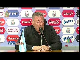 ประธานาธิบดีอาร์เจนตินา ขอร้องให้ เมสซี่ กลับทีมชาติ