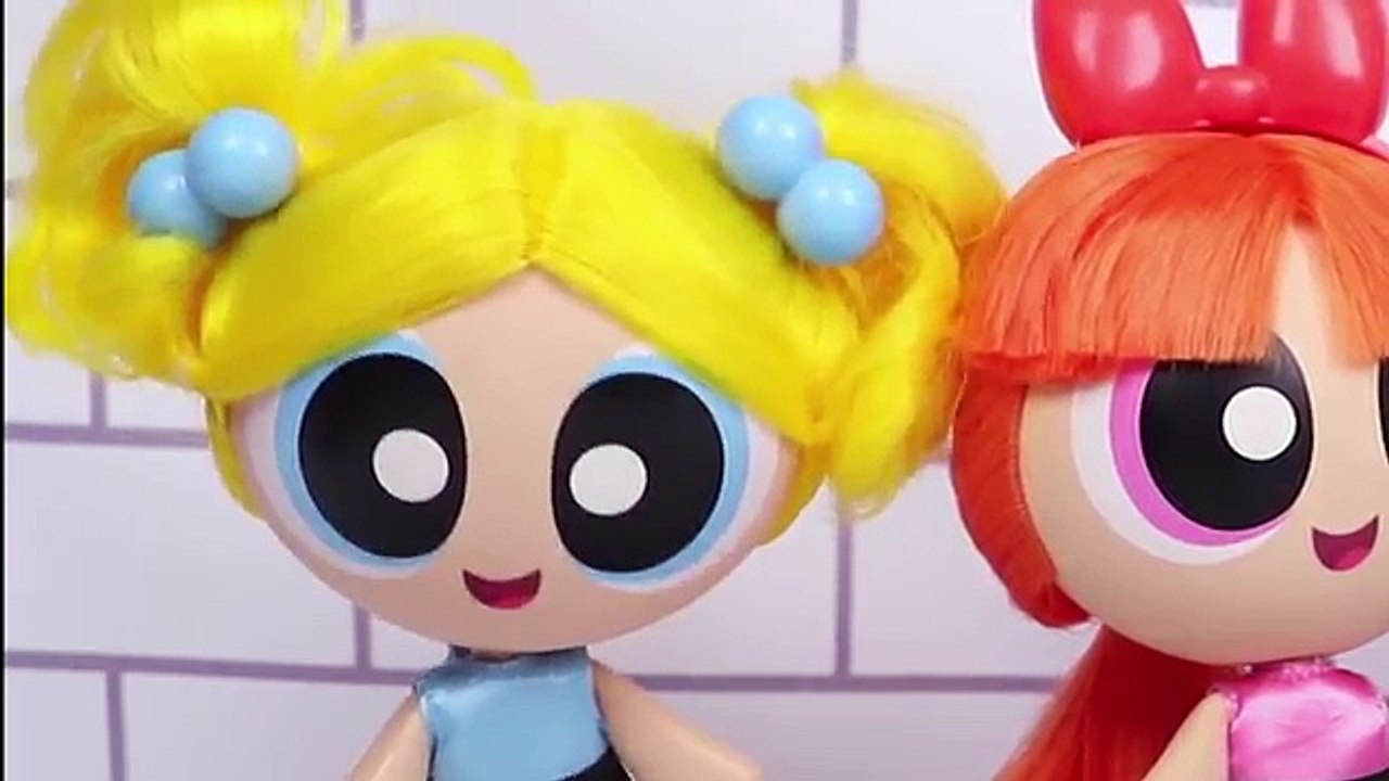 LAS CHICAS SUPERPODEROSAS y MANGO de DISTROLLER se conocen por primera vez! - Juguetes Fantásticos - video dailymotion