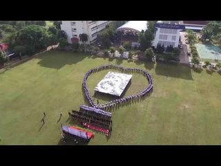 ชาวลำปางร่วมจุดเทียน แปรอักษรแสดงความอาลัย l ข่าวมื้อเช้า l 10 พ.ย. 59