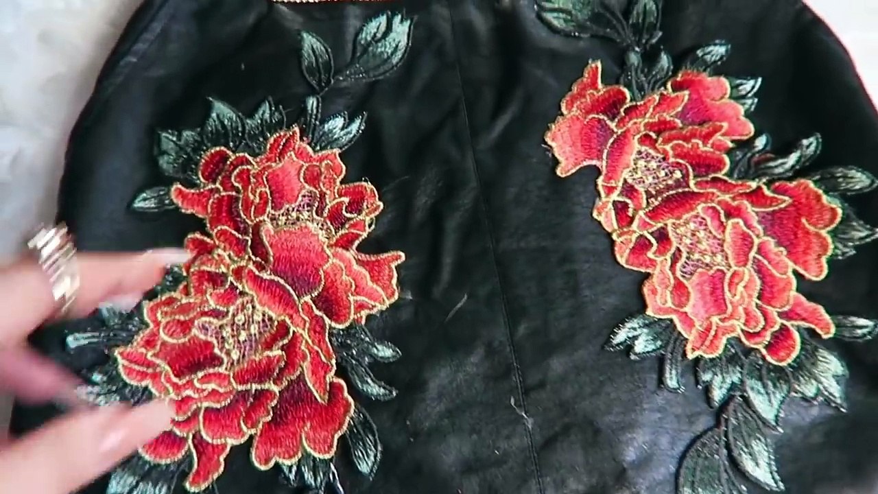 DIY RHINESTONE FLOWER SKIRT