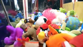 How to win Angry Birds from the Claw Machine​​​ | Arcade Hacks | ​​​