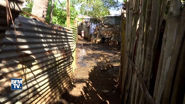 À Mayotte, des bidonvilles sur le territoire français