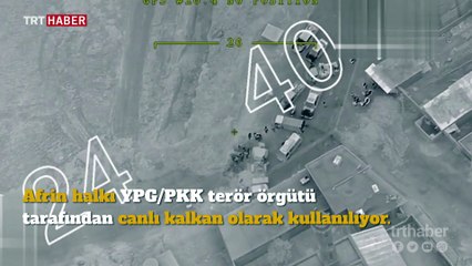 Afrin halkı teröristlerin barikatını kazma-küreklerle yıktı