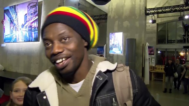 lLes réactions du public au concert de Claudio Capéo au Silo de Marseille - Mars 2018