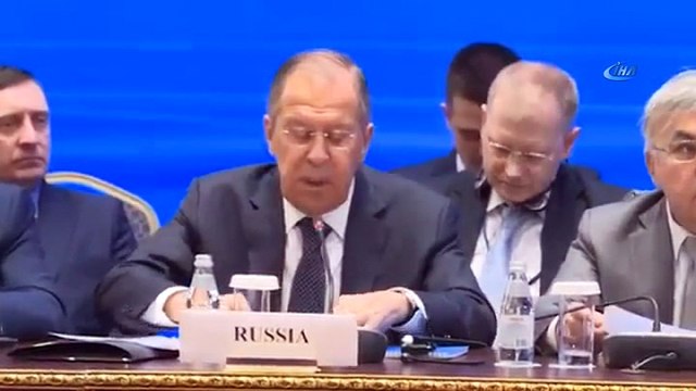 - Rusya Dışişleri Bakanı Lavrov: “suriye Meselesi Diplomasi İle Çözülecek”- Lavrov, 'Rusya Çekip Gitmeli Ve Çenesini Kapamalı' Diyen İngiltere Savunma Bakanına “galiba Yeterince Eğitimli Biri Değil” Yanıtını Verdi