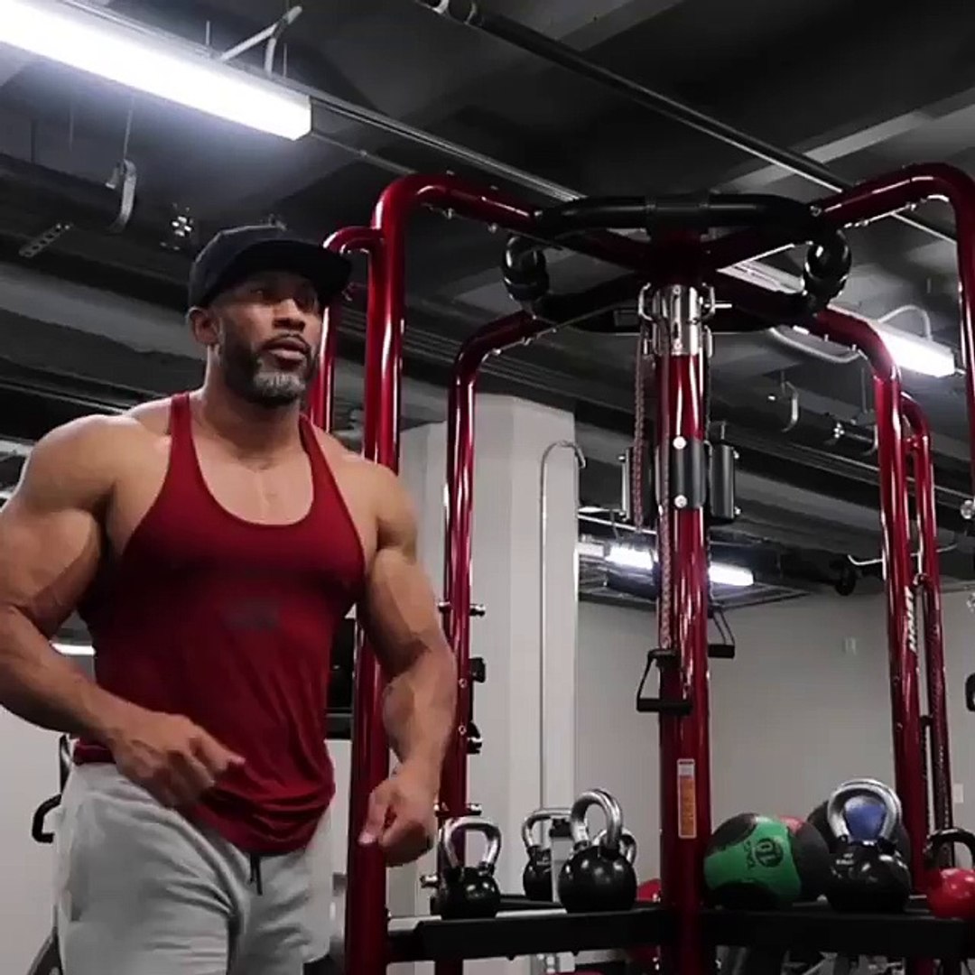 big bulge gym muscle - video Dailymotion