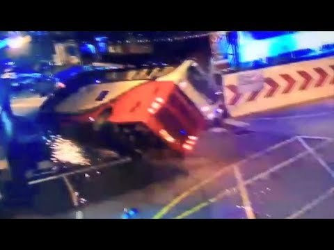 คืบหน้า ! รถทัวร์พลิกคว่ำ ผู้ว่าฯ ภูเก็ต เยี่ยมผู้บาดเจ็บ