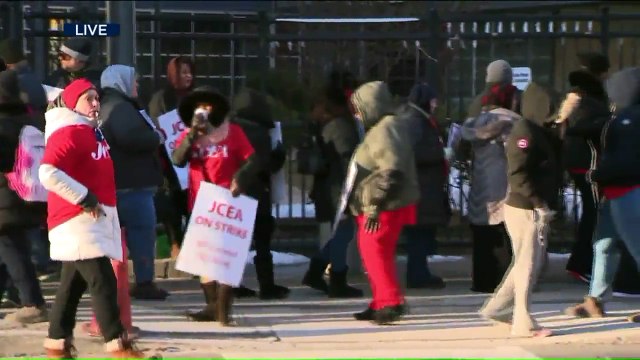 Jersey City Teachers on Strike After Contract Negotiations Fall Through