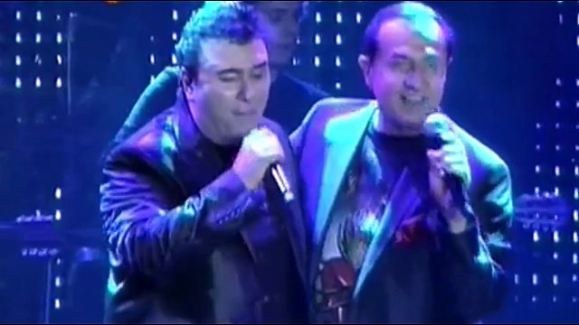 ΚΑΨΟΥΡΑ !!! Αλέκος Ζαζόπουλος & Λευτέρης Πανταζής - Πότ Πουρί - Live 2010 HD