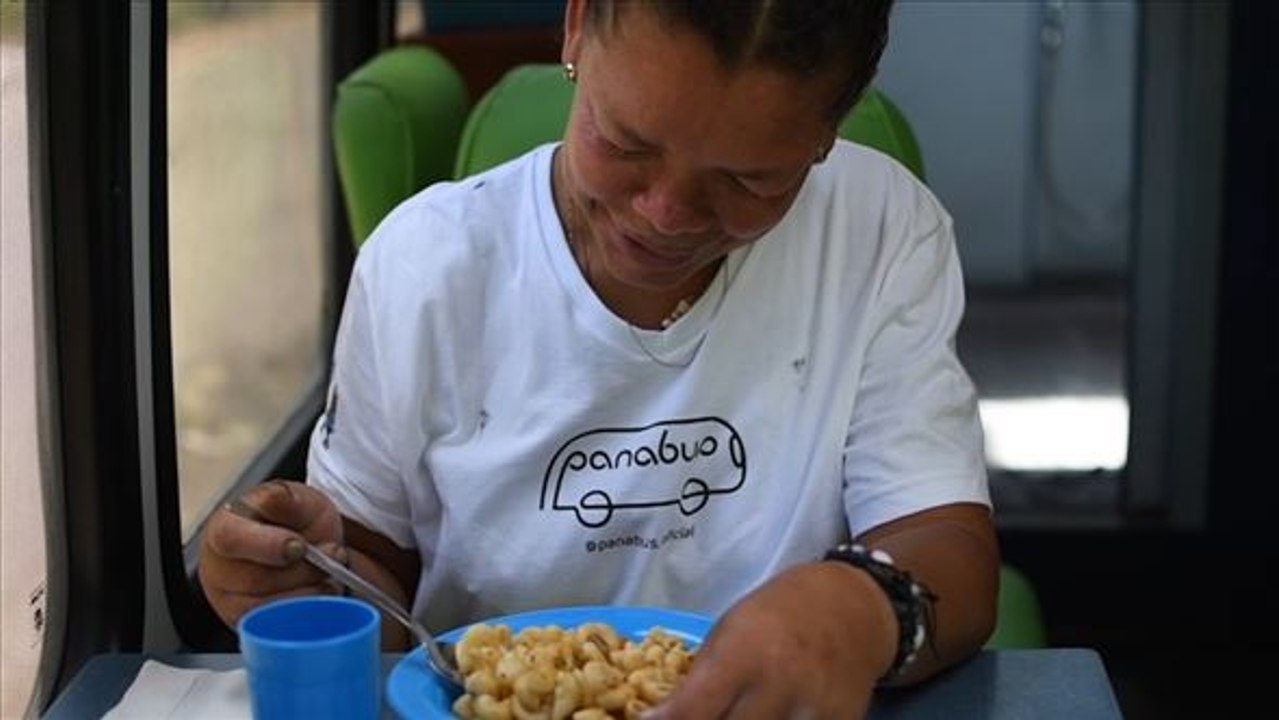 Hilfe für Heimatlose: Panabus fährt durch Caracas