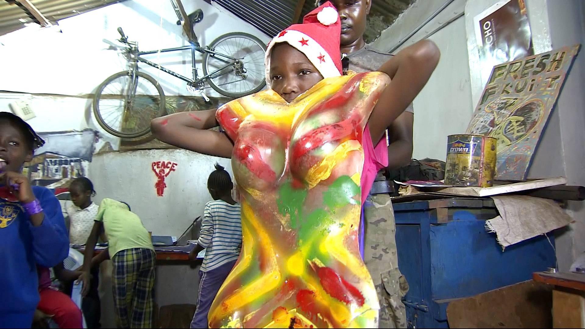 ⁣'Superheroes of Kibera' inspiring Kenyan children to success