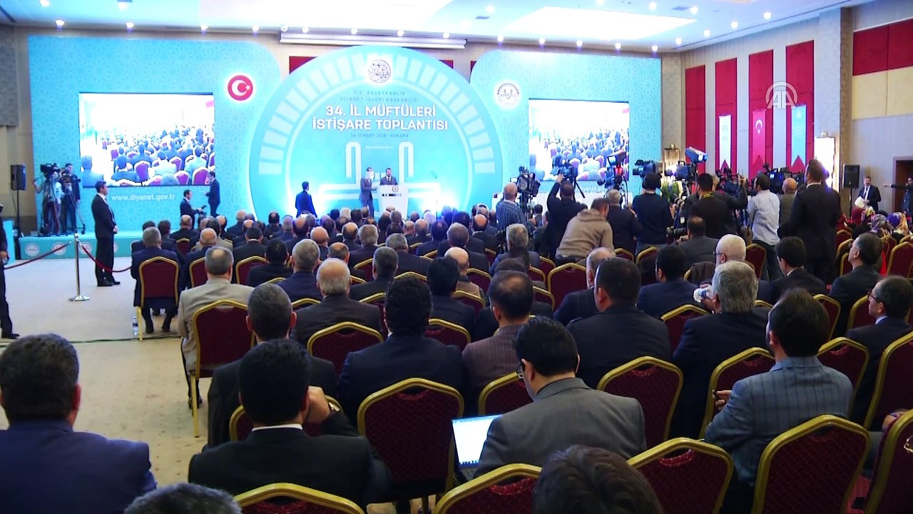 Başbakan Yıldırım: 'Bazı tartışmalar, gözümüzün ışığı gibi korumamız gereken bu teşkilata da (Diyanet İşleri Başkanlığı) gölge düşürüyor' - ANKARA