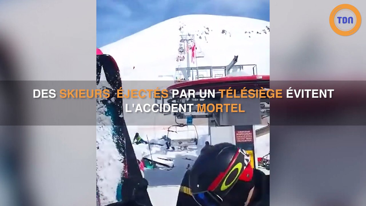 Des skieurs se font éjecter d'un télésiège qui...