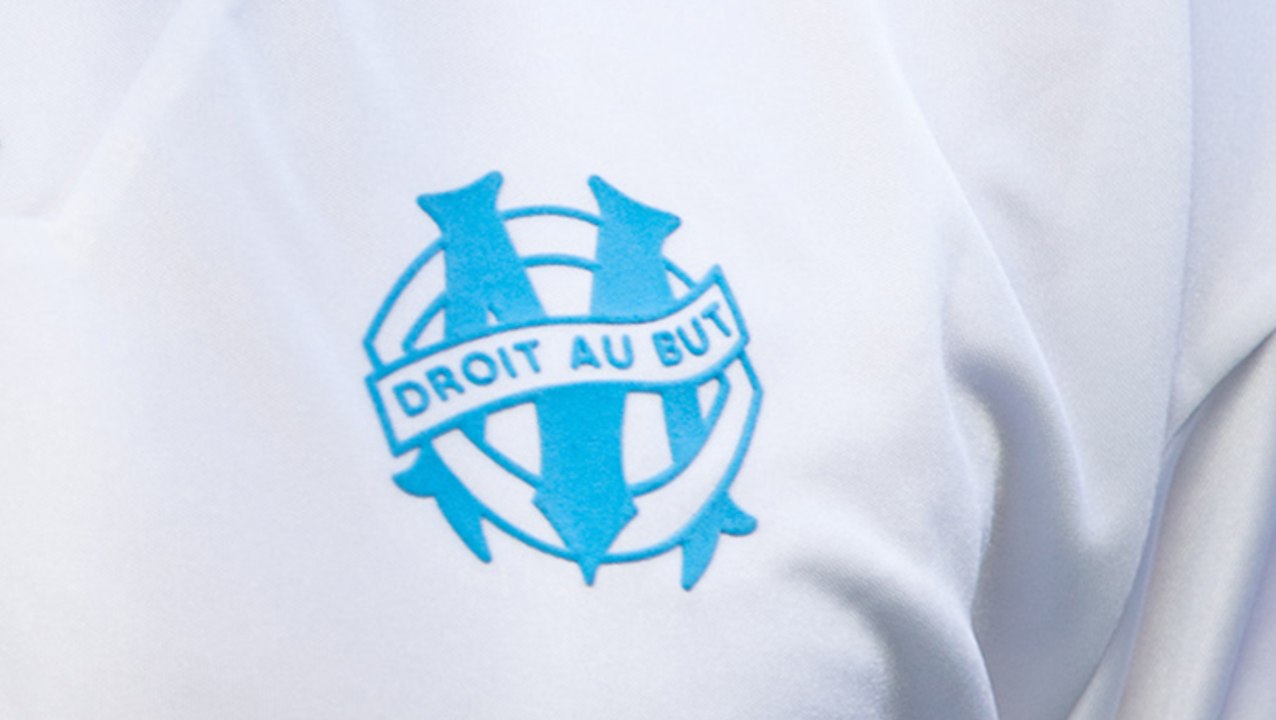 L'OM dévoile un maillot collector pour les 25 ans de la victoire en LDC