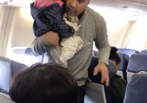 Passengers Travelling With Small Child Taken Off Southwest Flight From Chicago to Atlanta