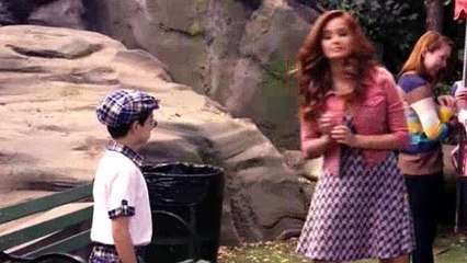 Jessie S02E21 Panic Attack Room