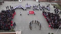 Öğrenciler Çanakkale ve Afrin Şehitlerini Birlikte Andı