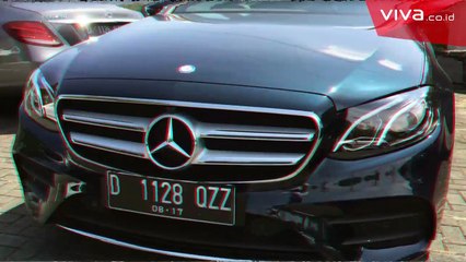 Menjajal Fitur Parkir Otomatis Mercedes Benz E-Class
