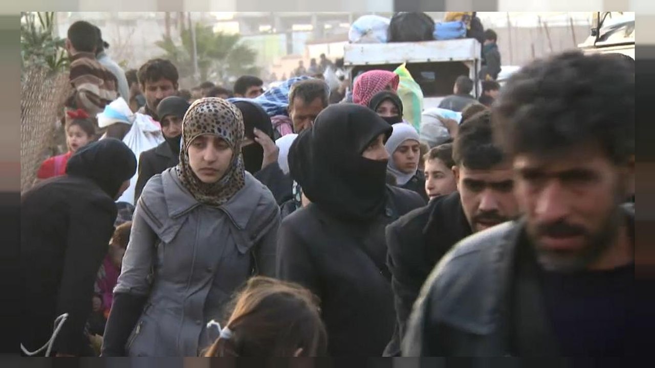 Thousands flee last rebel enclave near Syrian capital Damascus