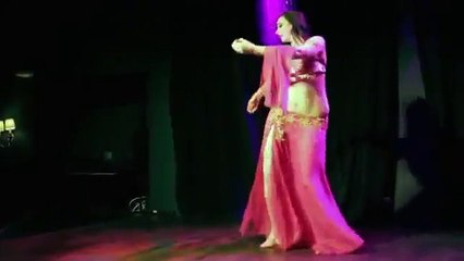 الرقص الشرقي قمة الروعه واغنية وردة أسمعوني الراقصه شهرزاد في نيويورك