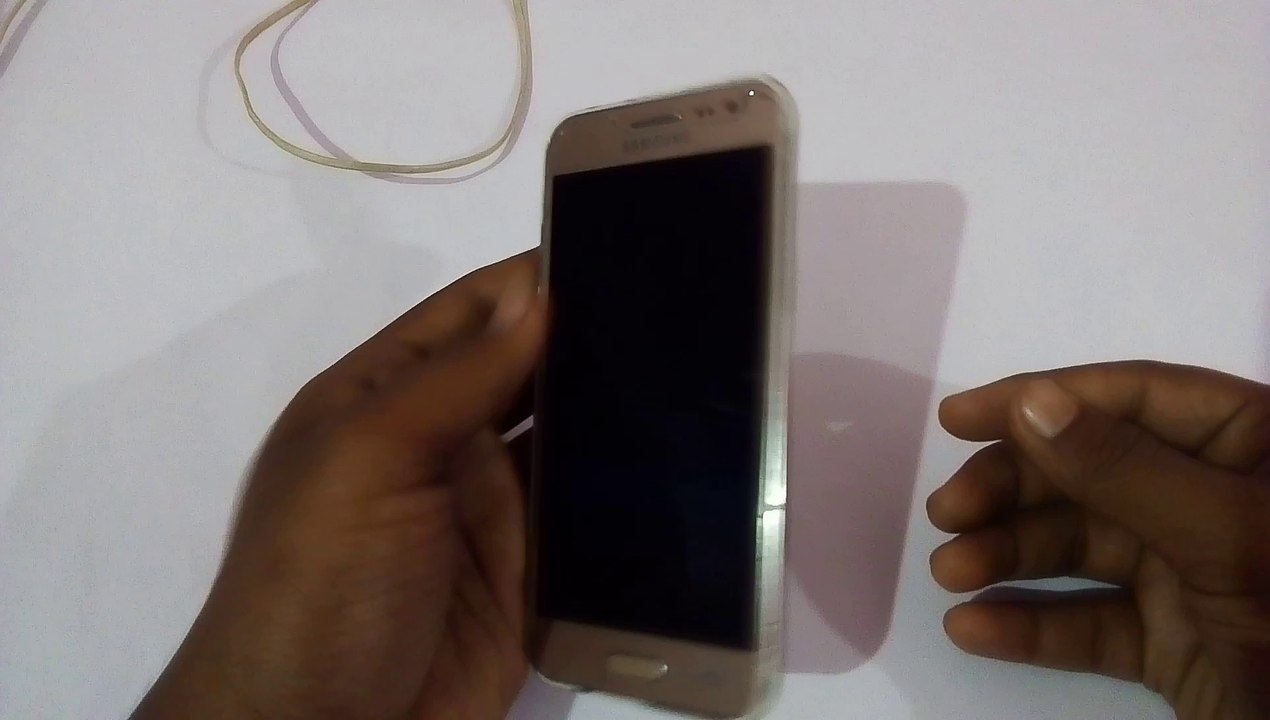 how to switch on samsung phones without using power key||Innovative vines