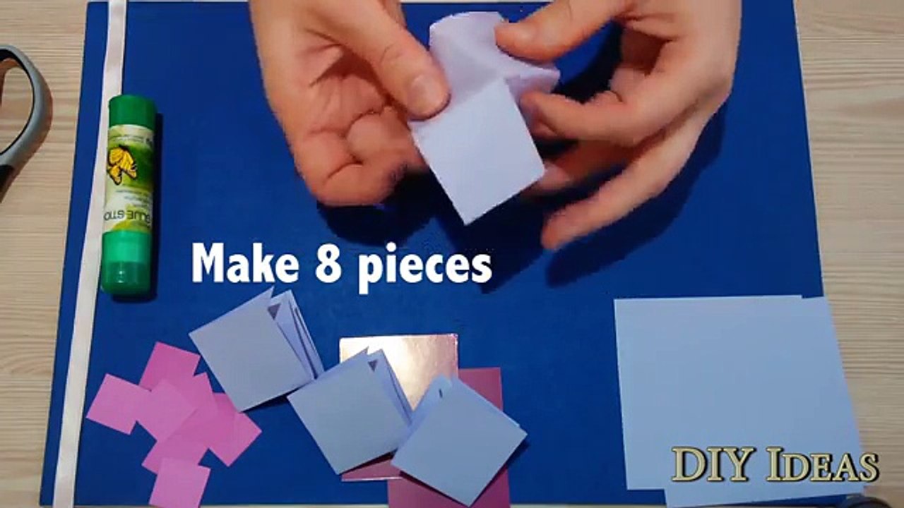 DIY mini notebook ( shape of daisy flower). Hand-made flower-book or diary