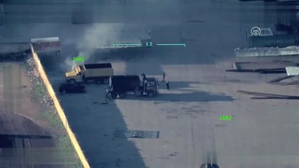 Teröristler Afrin Merkezde Araçları Yakıyor