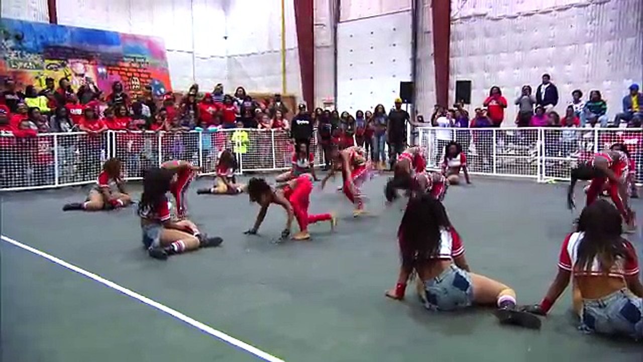 Bring It! Street Battle Dancing Dolls vs. Divas of Compton Fast S3, Ep.1 video Dailymotion