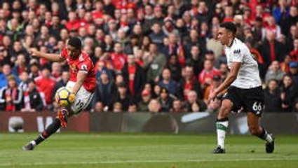 Klopp defends Alexander-Arnold after Man United defeat