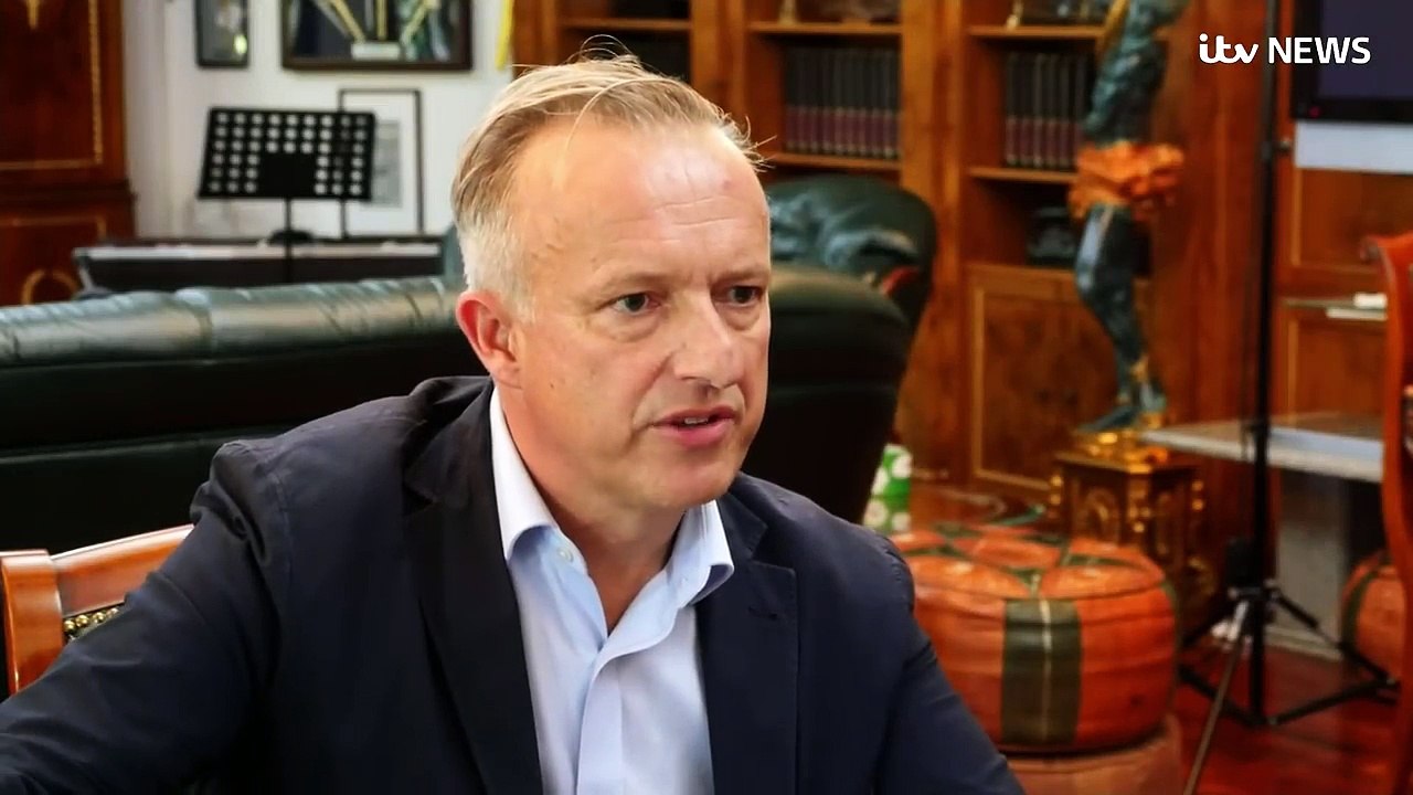 Robert Mugabe tells ITV News Zimbabwe 'must undo disgrace' of 'military takeover' | ITV News