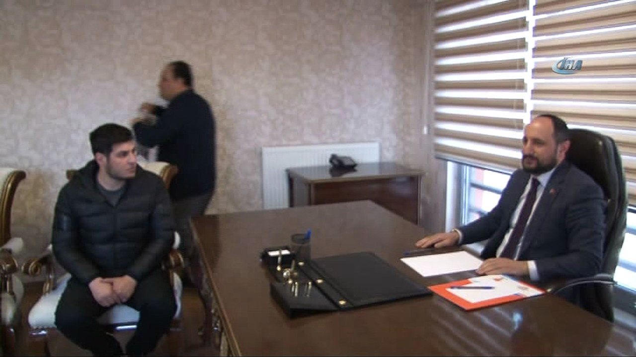 AK Parti MKYK Üyesi ve Kayseri Milletvekili İsm...