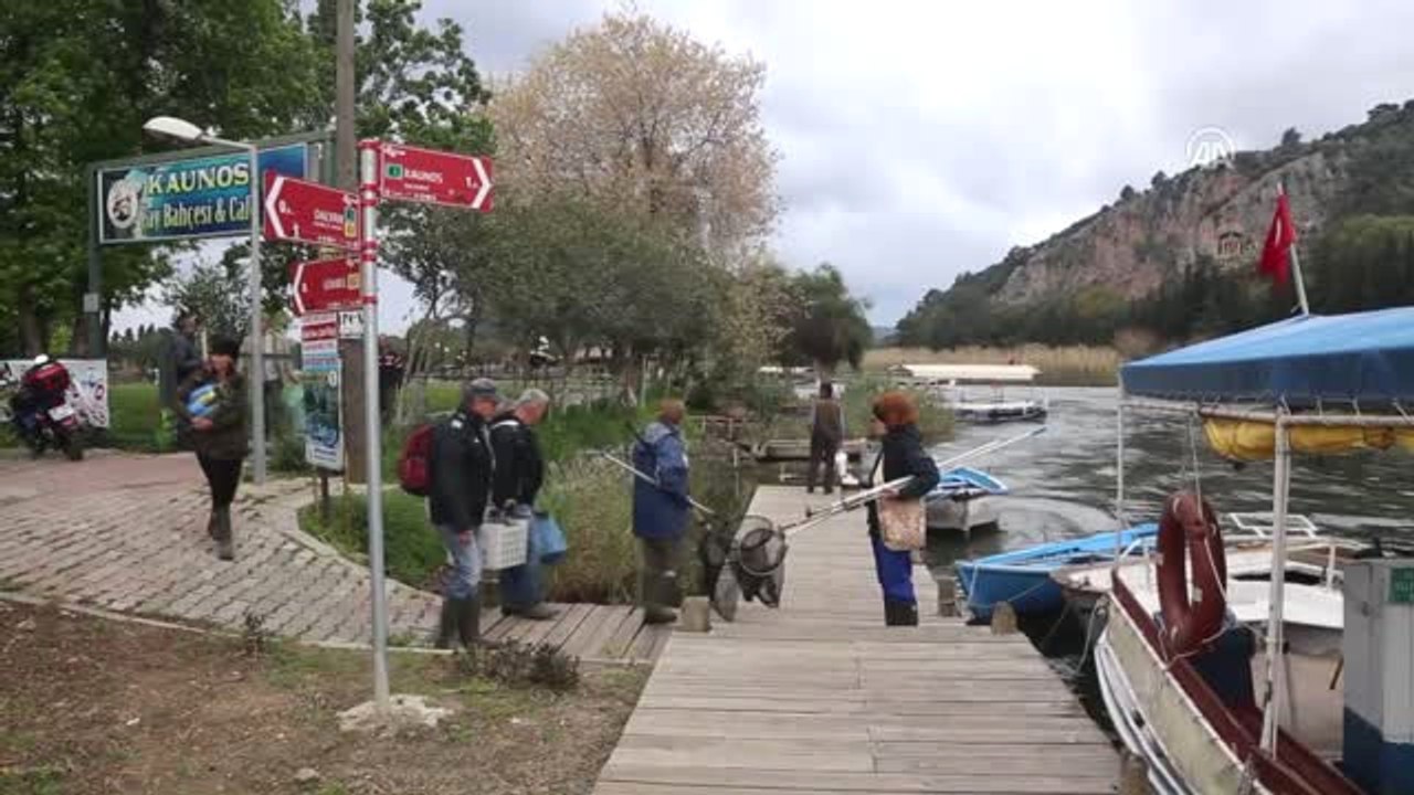 Yerleşik Yabancılar 5 Yıldır Dalyan Kanalı'nı Temizliyor